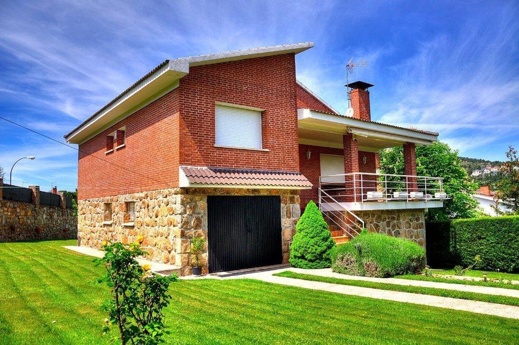 Villa Casa Bellavista Becerril Becerril de la Sierra Exterior foto